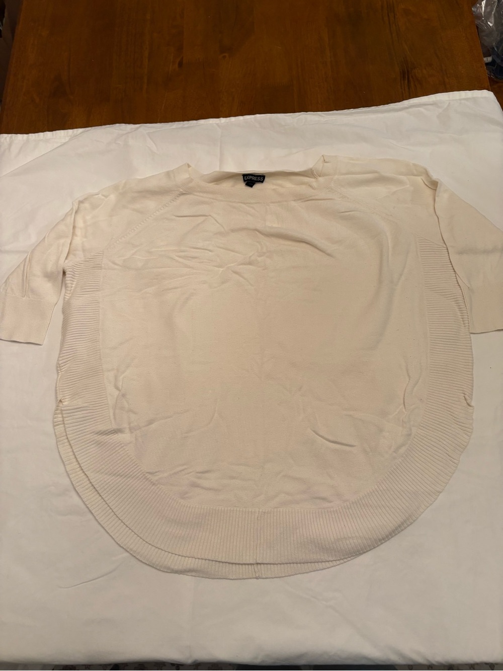 Express Cream Knit 3/4-Sleeve sweater